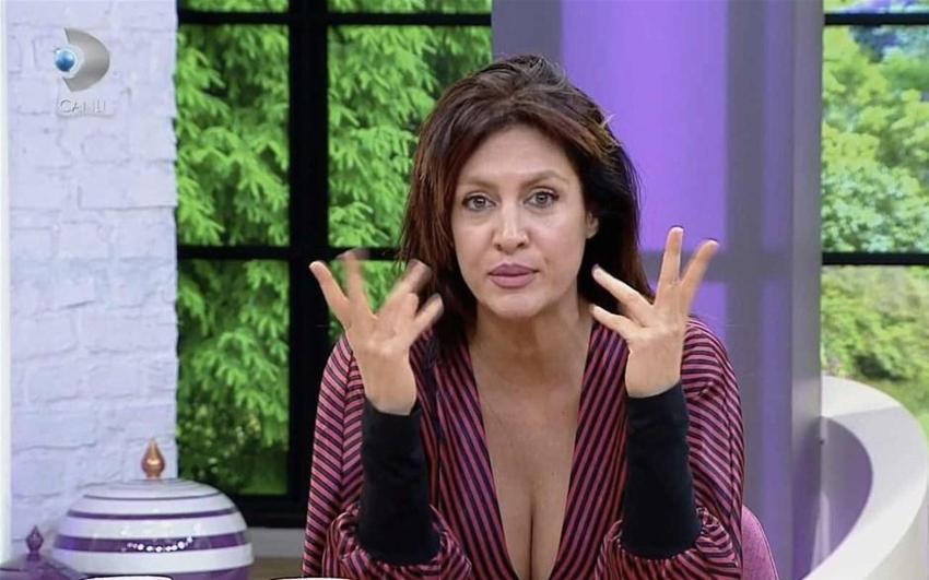 12 yaş küçük sevgilisiyle cesur poz