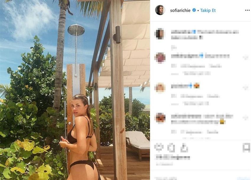 Sofia Richie'den bikini şov