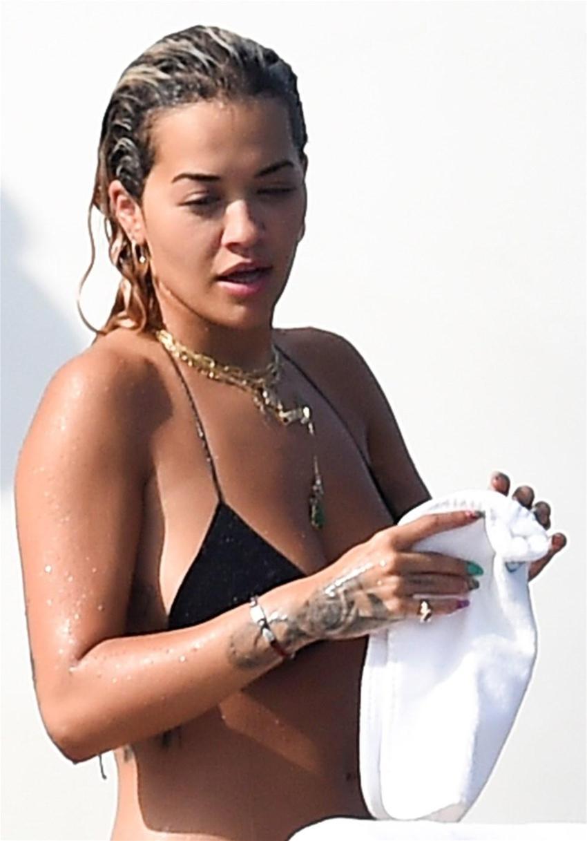 Rita Ora yine iddialı!