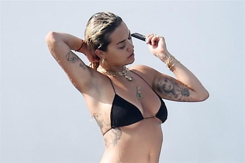 Rita Ora yine iddialı!