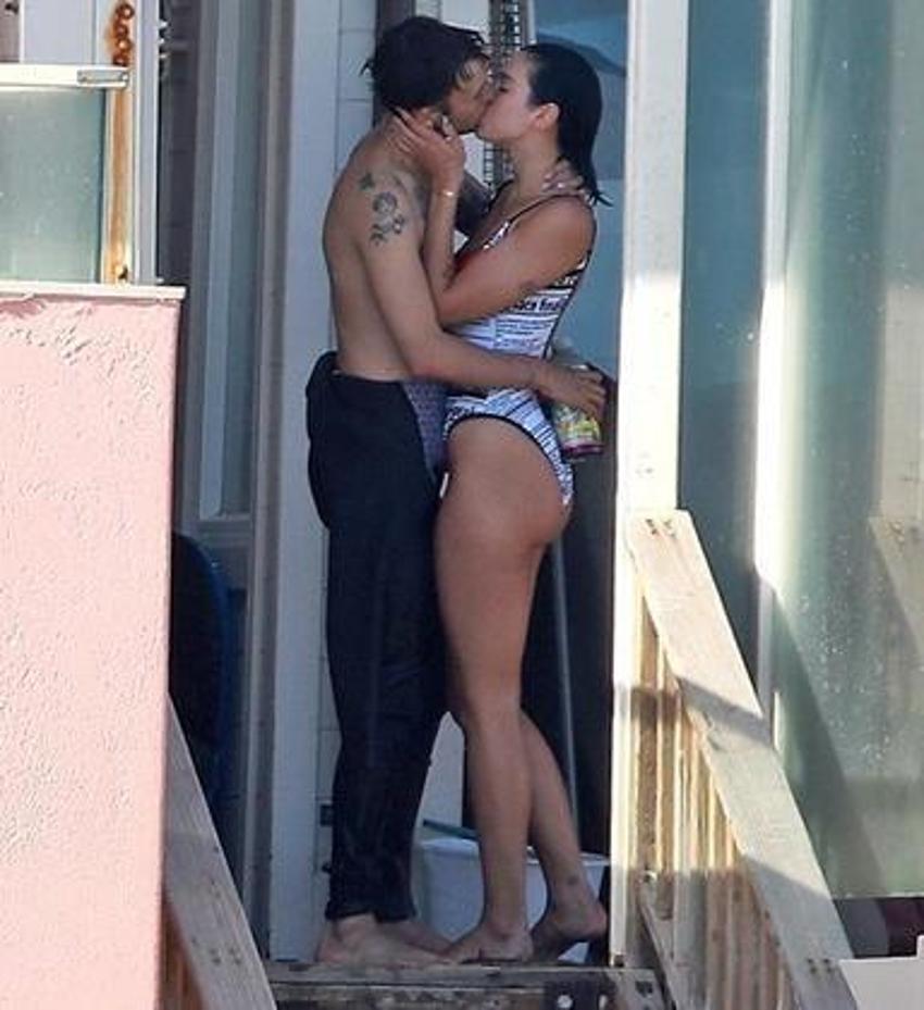Dua Lipa-Anwar Hadid'in aşk tatili