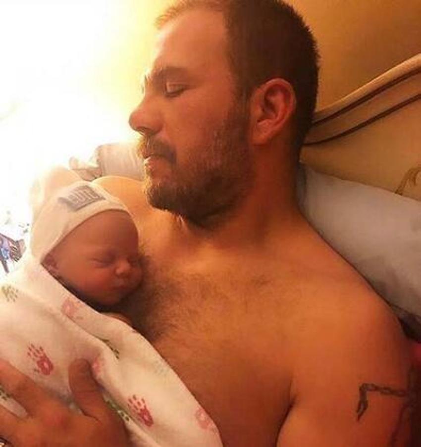 Tolga Karel 3'üncü kez baba oldu