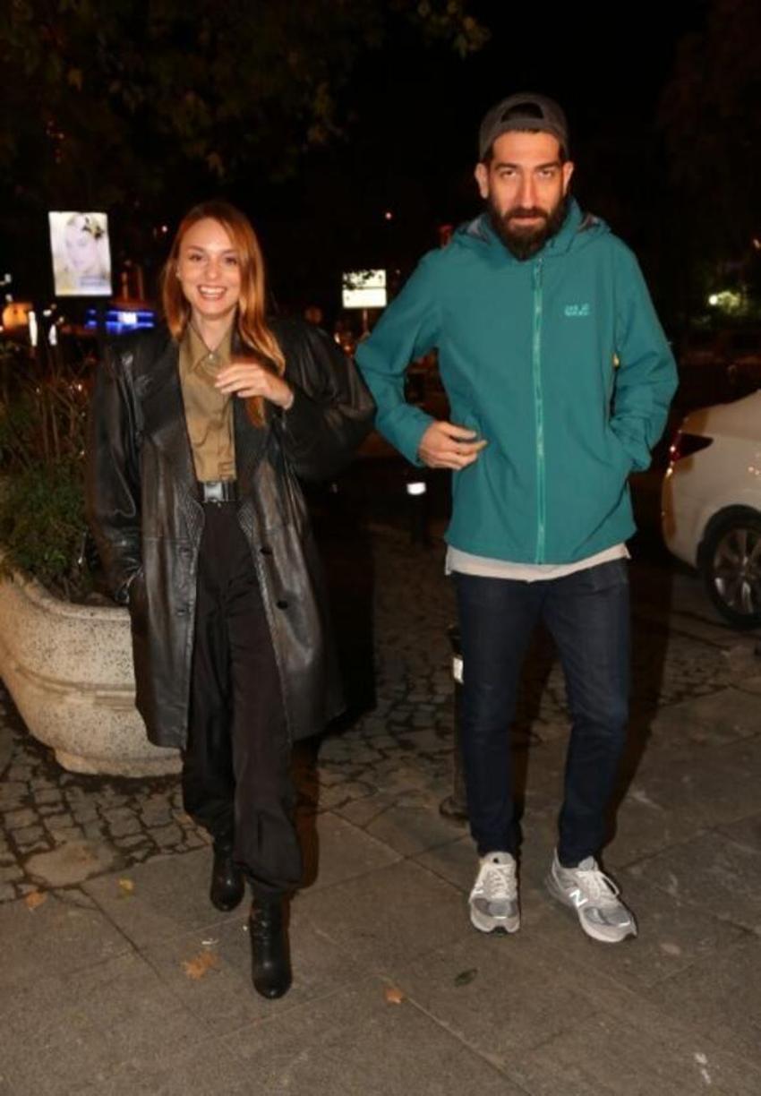Nilperi Şahinkaya ilk kez sevgilisi Emre Yusufi ile görüntülendi