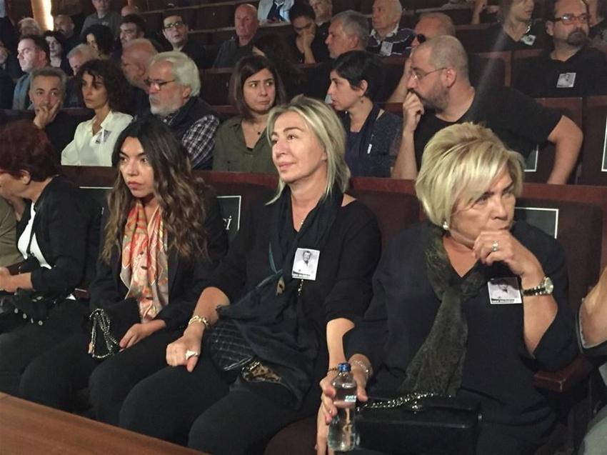 Ünlü oyuncu Tarık Ünlüoğlu son yolculuğuna uğurlandı
