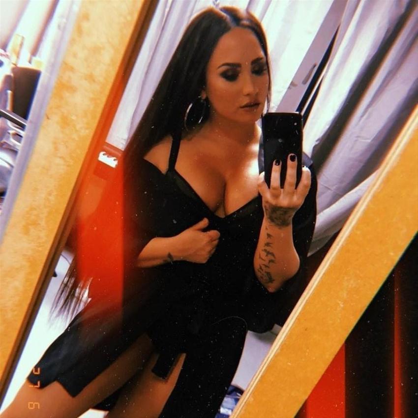 Demi Lovato’nın özel fotoğrafları sızdırıldı!