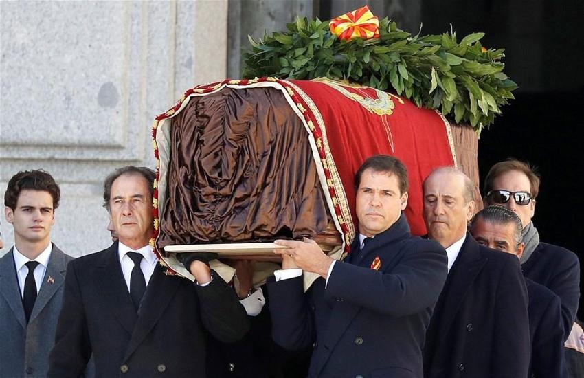 İspanya diktatörü Francisco Franco’nun mezarı taşındı