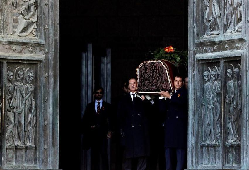 İspanya diktatörü Francisco Franco’nun mezarı taşındı
