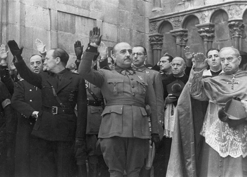İspanya diktatörü Francisco Franco’nun mezarı taşındı