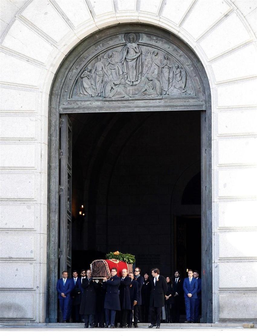 İspanya diktatörü Francisco Franco’nun mezarı taşındı