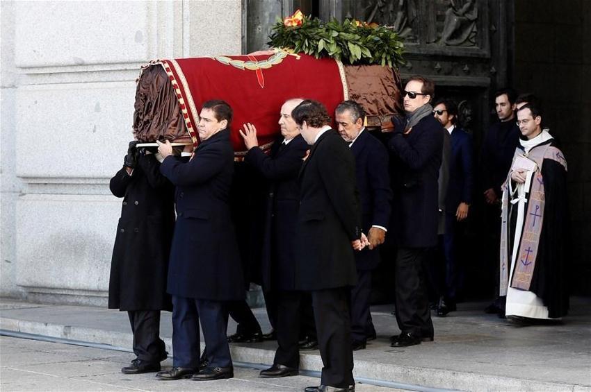 İspanya diktatörü Francisco Franco’nun mezarı taşındı