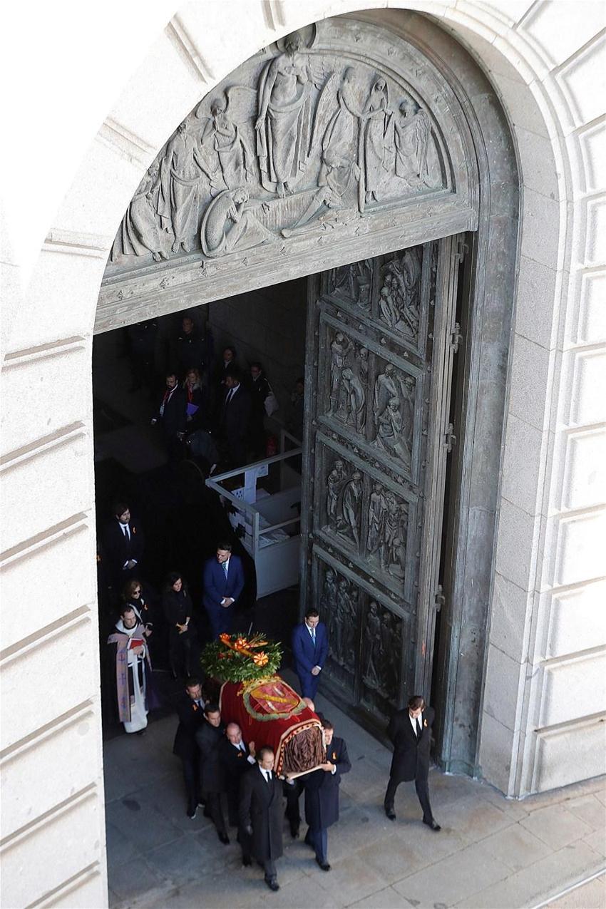 İspanya diktatörü Francisco Franco’nun mezarı taşındı