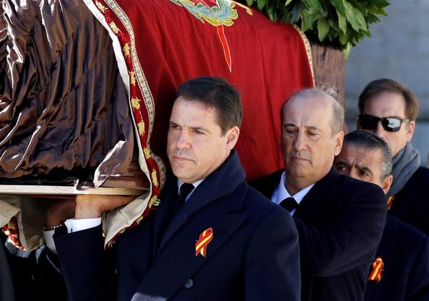 İspanya diktatörü Francisco Franco’nun mezarı taşındı