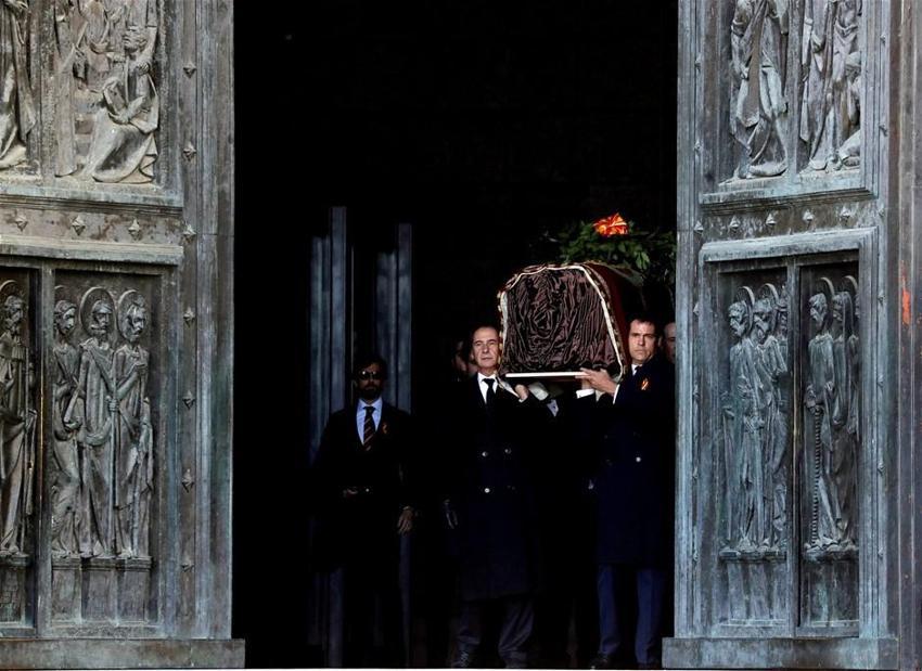 İspanya diktatörü Francisco Franco’nun mezarı taşındı