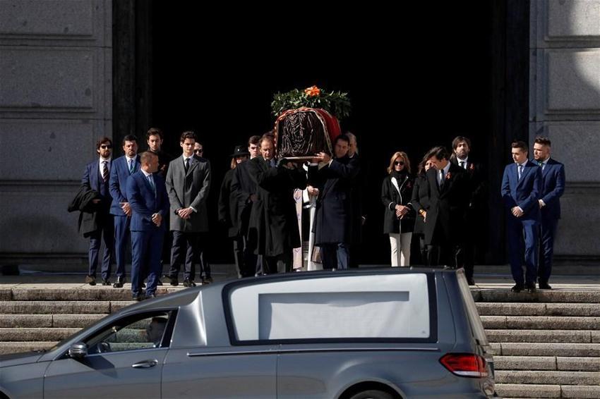İspanya diktatörü Francisco Franco’nun mezarı taşındı