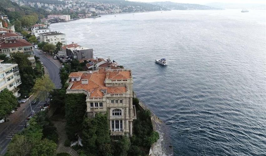 Türkiye'nin en pahalı yalısı satılıyor!