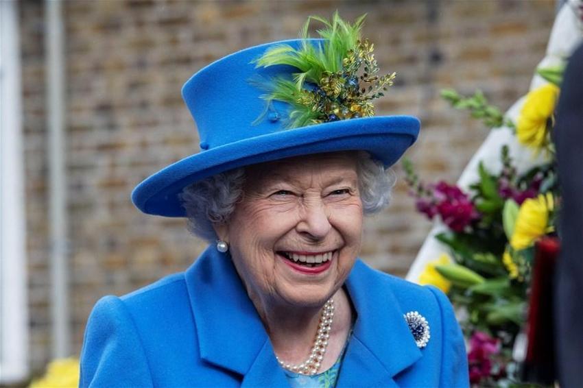 Kraliçe Elizabeth tahtı bırakıyor