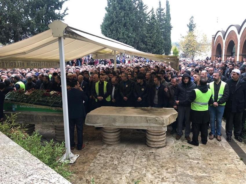 "Sahte Peygamber'in cenazesi" tartışması sürüyor!