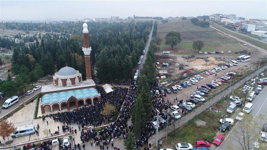 "Sahte Peygamber'in cenazesi" tartışması sürüyor!