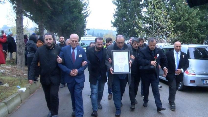 "Sahte Peygamber'in cenazesi" tartışması sürüyor!