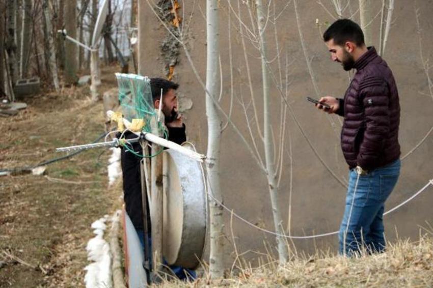 Çanak anten ve metal siniden yaptı! Artık evlerde...