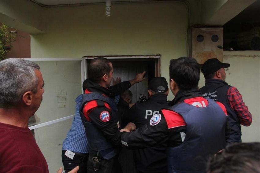 Eski boksöre biber gazlı müdahale! Şok görüntüler...