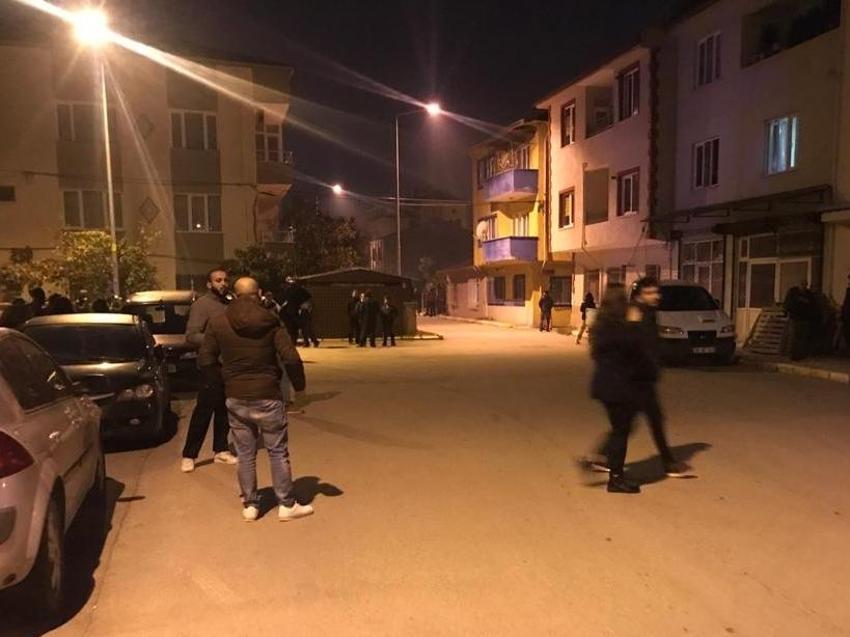 Depremin merkezinde vatandaşlar sokakta akın etti