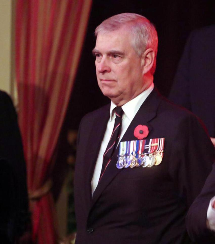 Sapık milyarderin rezaletinde şok detay...