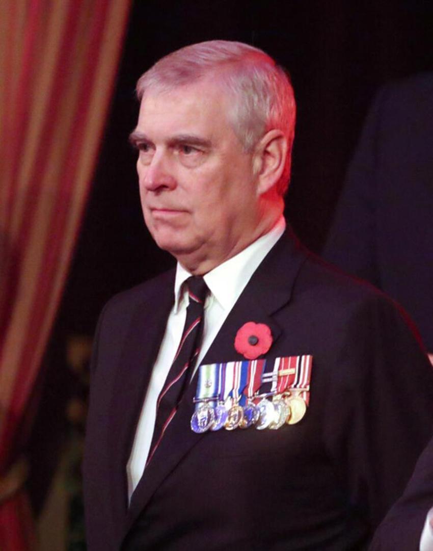 Sapık milyarderin rezaletinde şok detay...