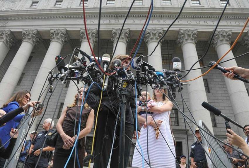 Sapık milyarderin rezaletinde şok detay...