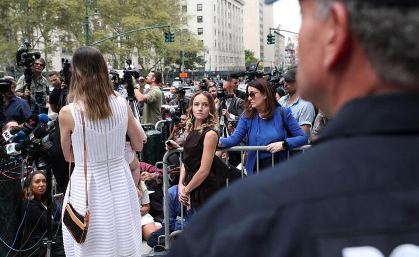 Sapık milyarderin rezaletinde şok detay...