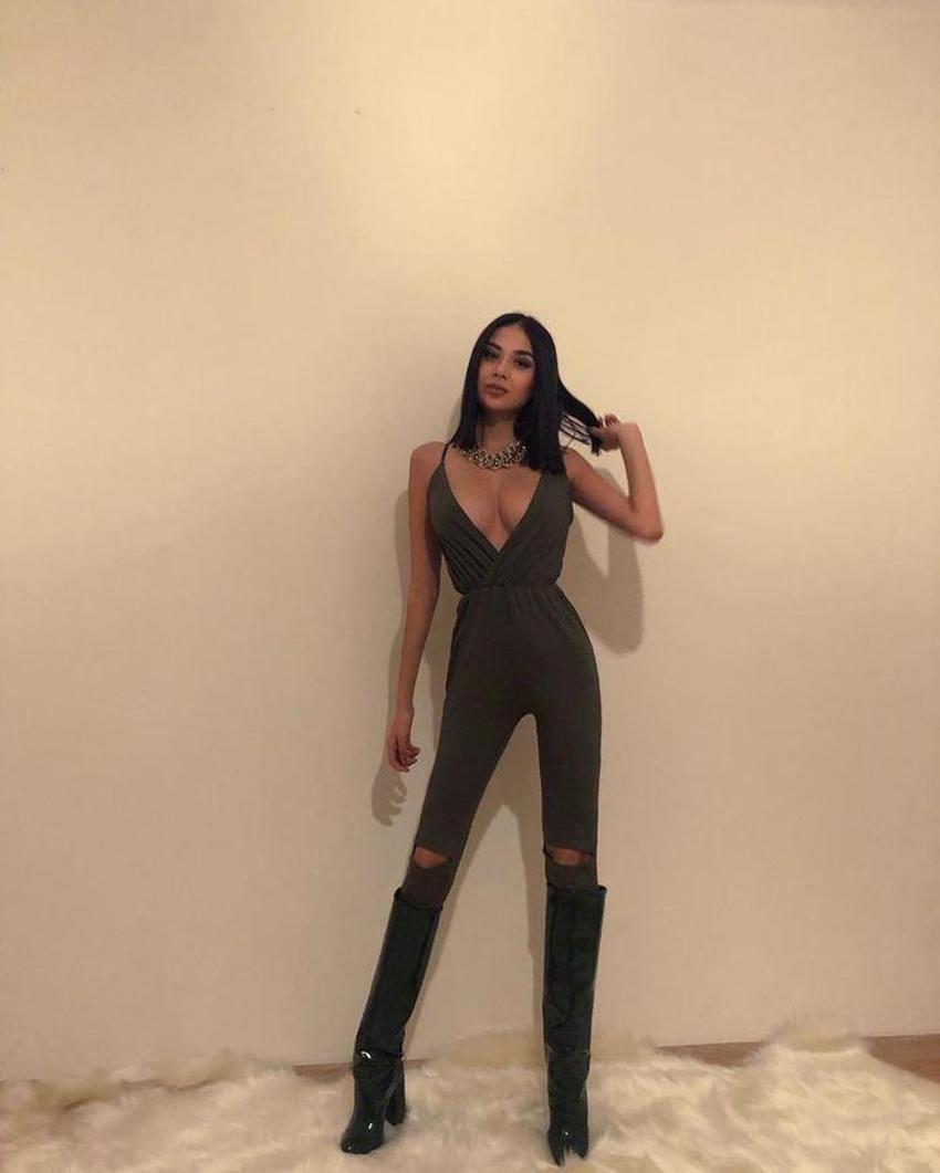 Merve Taşkın'dan küvet pozu!