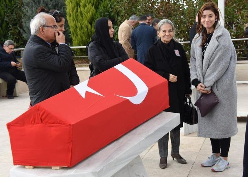 Zeynep Koçak'ın acı günü! Babasını kaybetti