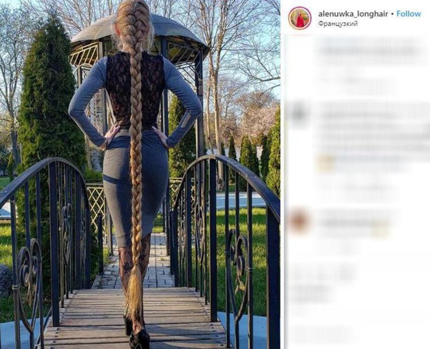 Erkekler saçını koklamak için kuyruğa girdi!