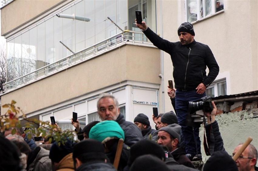 103 yaşında ölen emekli imam Yusuf Şengönül'un cenazesine binlerce kişi katıldı