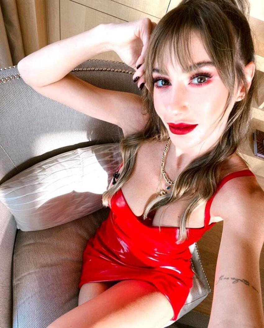 Şeyma Subaşı Instagram'dan paylaştı sevgilisi bayıldı