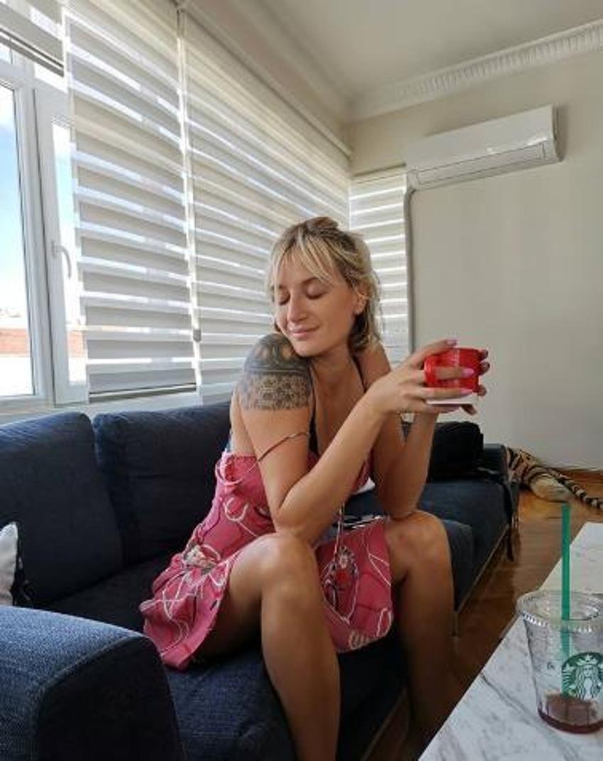 Didem Soydan'ın takipçisine verdiği yanıt olay oldu!