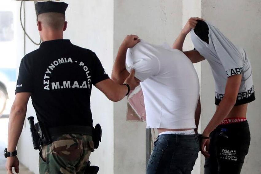 Toplu tecavüz davasında sular durulmuyor!