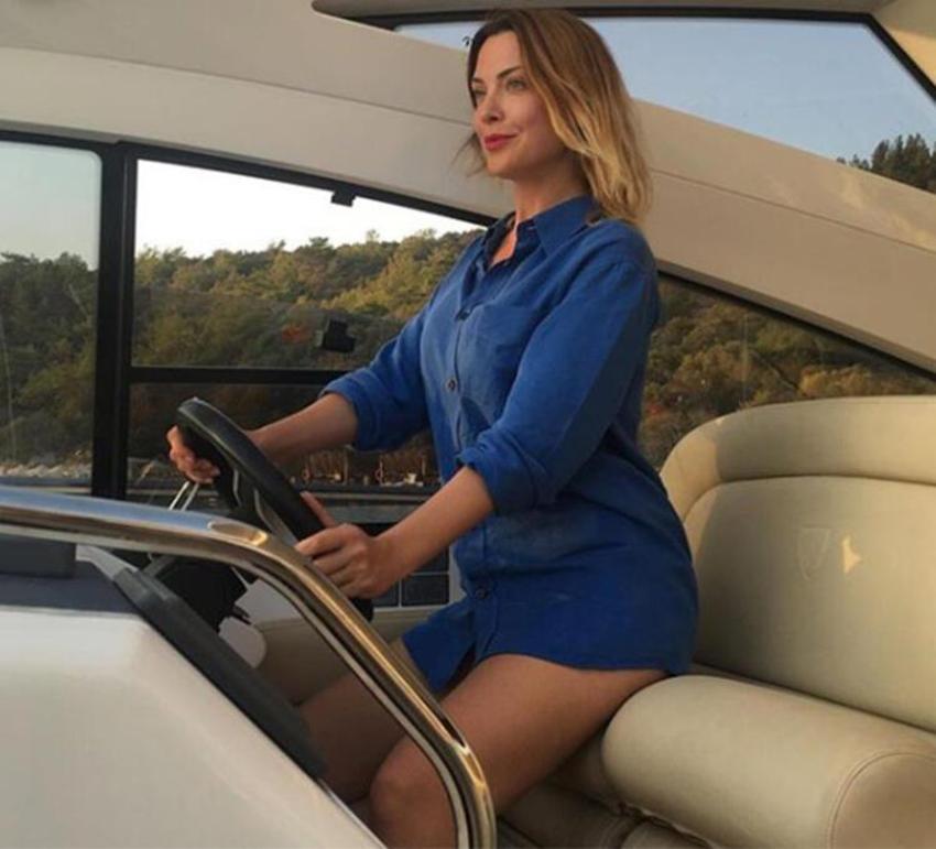 Arzu Yanardağ: Bu devirde playboy mu kalmış?