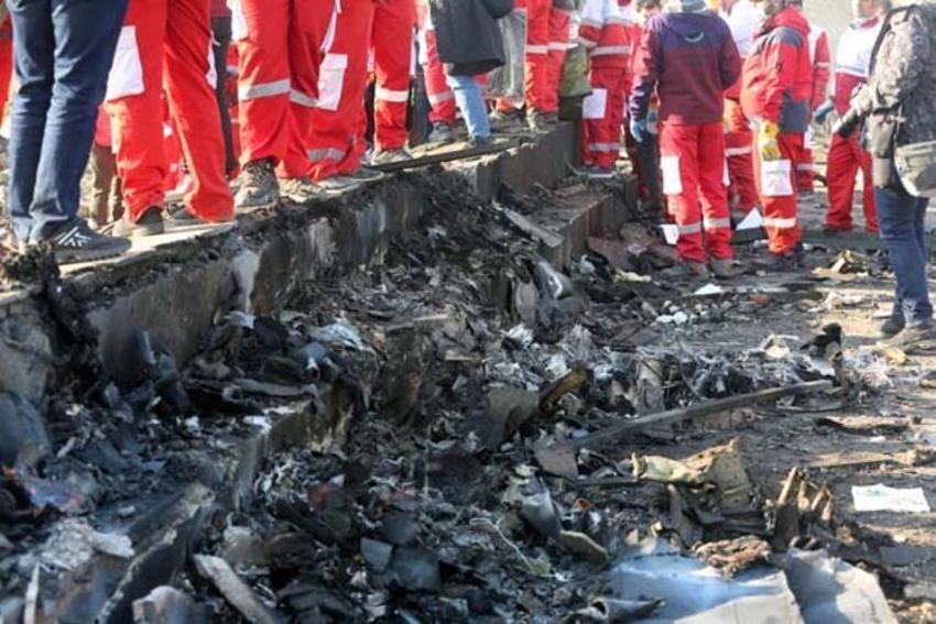 İran-ABD gerilimi! Peş peşe hamleler, üsleri ve elçilik binası vurulan ABD harekete geçti...