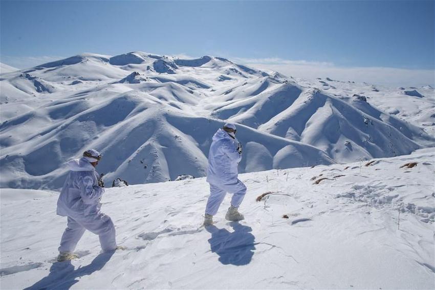 Karla kaplı dağlarda PKK'ya dondurucu darbe!