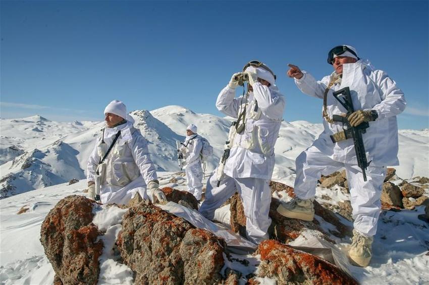 Karla kaplı dağlarda PKK'ya dondurucu darbe!