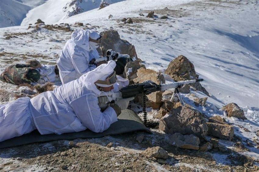 Karla kaplı dağlarda PKK'ya dondurucu darbe!