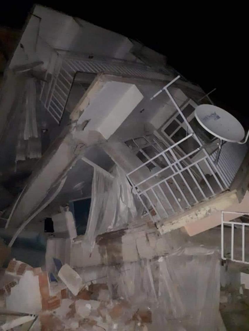Elazığ'da deprem! Çok sayıda ölü ve yaralı var, Hatun Teyze de kurtarıldı...
