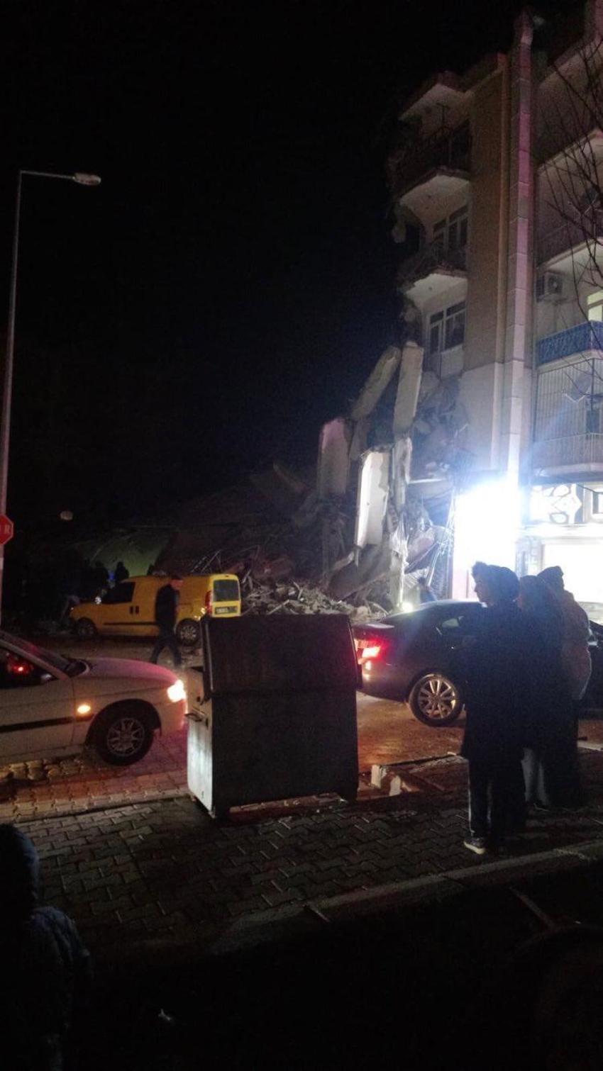 Elazığ'da deprem! Çok sayıda ölü ve yaralı var, Hatun Teyze de kurtarıldı...