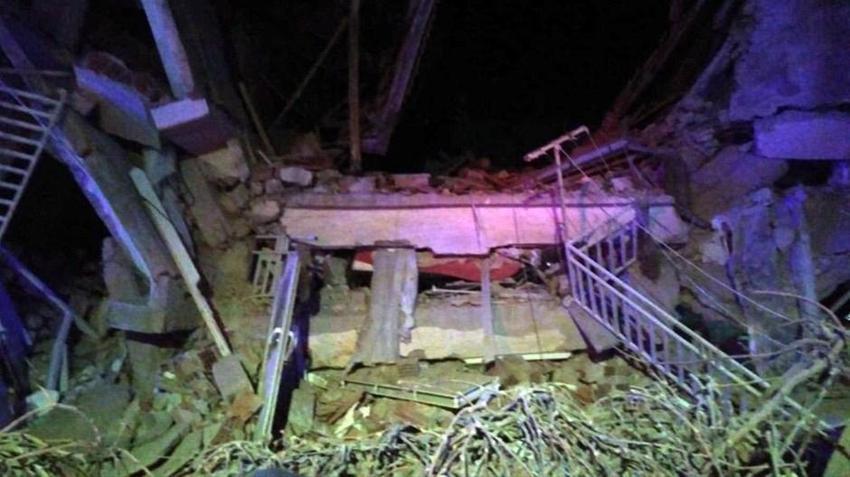 Elazığ'da deprem! Çok sayıda ölü ve yaralı var, Hatun Teyze de kurtarıldı...
