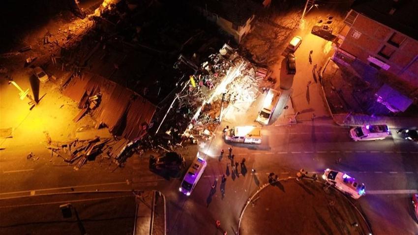 Elazığ'da deprem! Çok sayıda ölü ve yaralı var, Hatun Teyze de kurtarıldı...