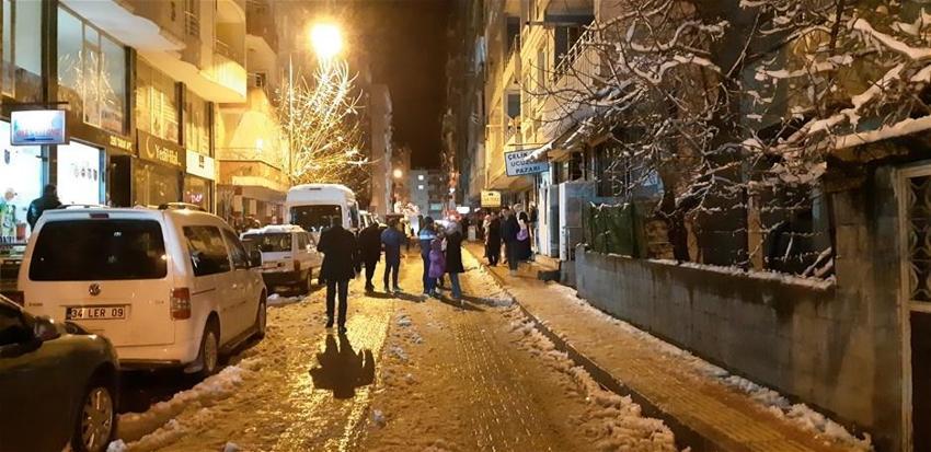 Elazığ'da deprem! Çok sayıda ölü ve yaralı var, Hatun Teyze de kurtarıldı...