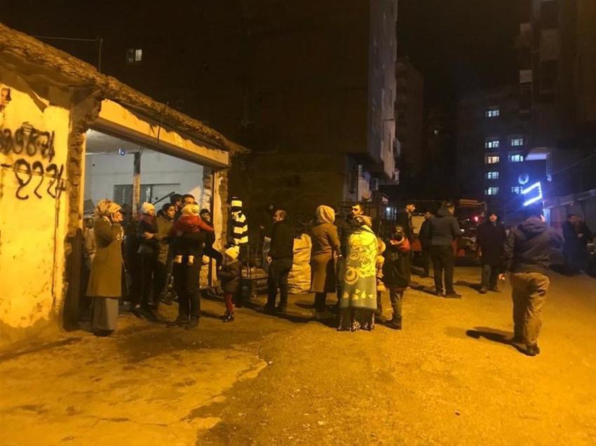 Elazığ'da deprem! Çok sayıda ölü ve yaralı var, Hatun Teyze de kurtarıldı...
