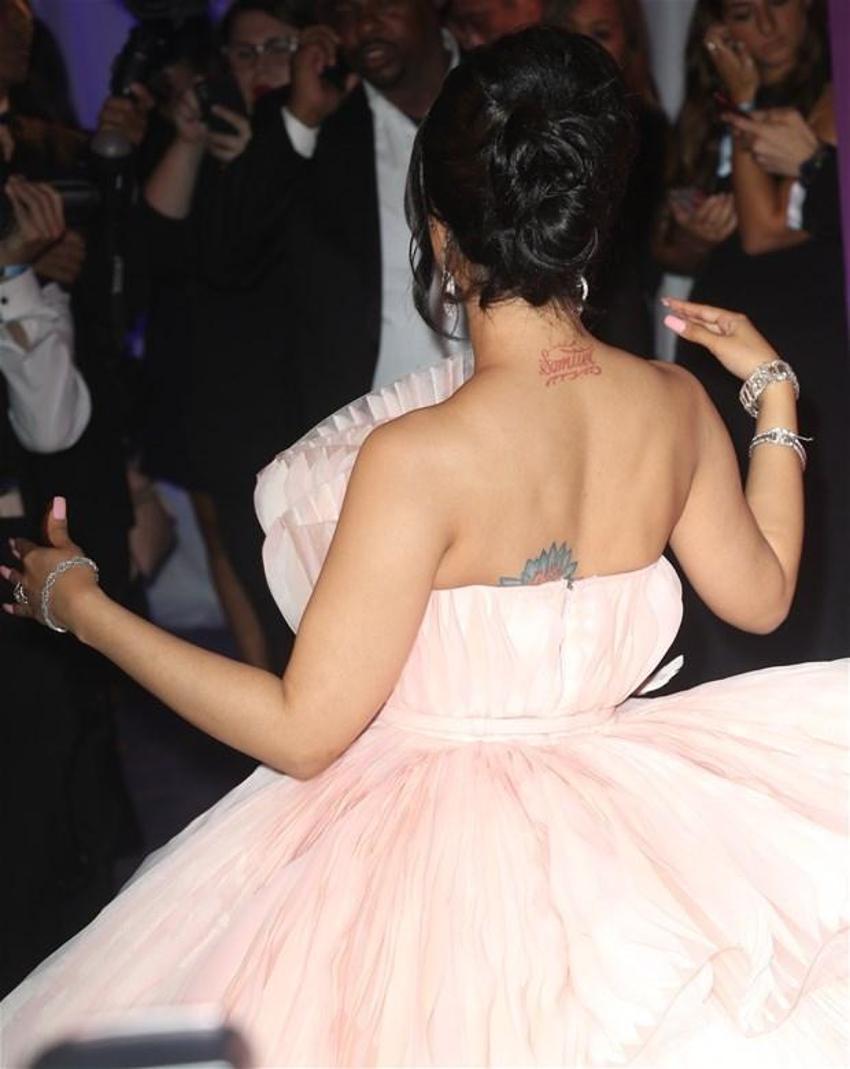Cardi B şov yaptı!