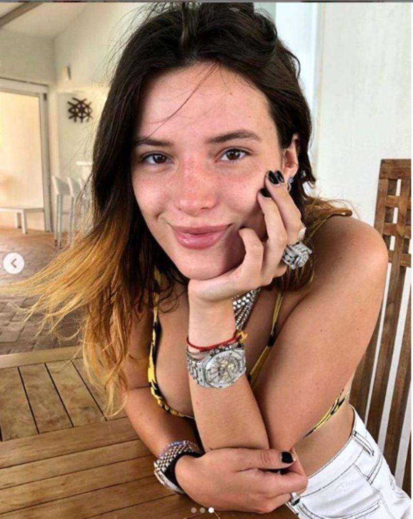 Bella Thorne'dan kalça dansı!